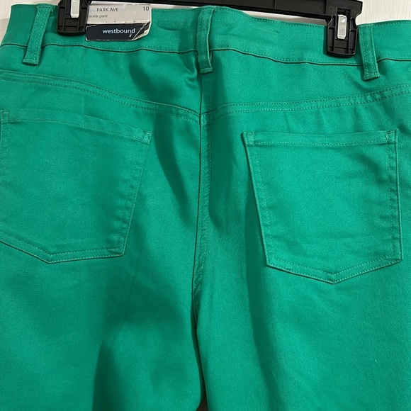 NWT Westbound Women’s Emerald Green Park Ave Fit Zip Ankle Pants - Picture 4 of 6